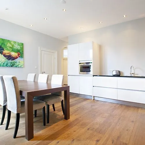 City Centre Apartments Jolanda 암스테르담 0*,
