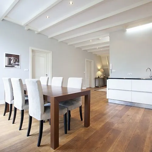 City Centre Apartments Jolanda 암스테르담